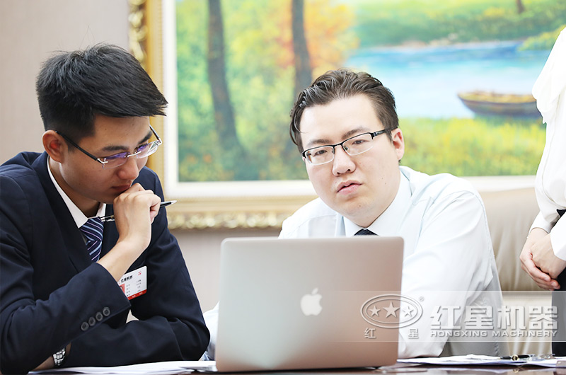 量身為用戶設(shè)計風(fēng)化石制砂、洗沙設(shè)備方案